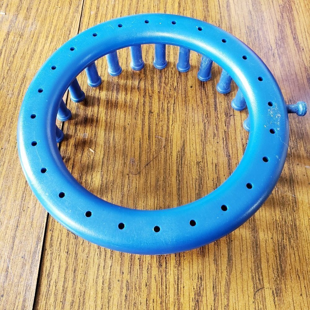 Jumbo Blue Plastic Knitting Spool Loom For Crafting